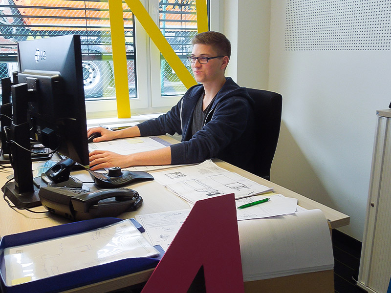 LetsMint-Ausbildungen-technischer_Produktdesigner